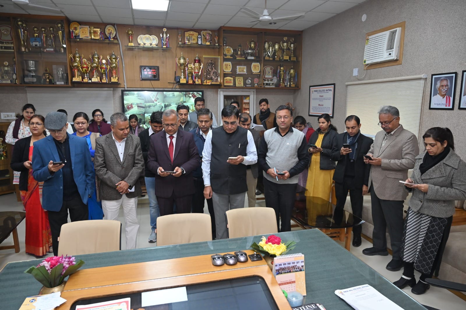 Ek Minute Ek Sath Gita recitation programme organized in R.K.S.D College, Kaithal