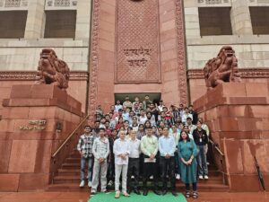वाणिज्य विभाग द्वारा नई दिल्ली राष्ट्रपति भवन और भारतीय संसद के शैक्षणिक दौरे का आयोजन