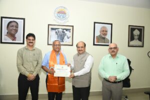 Worthy principal of the College Dr Sanjay Goyal honoured by Kurukshetra University VC